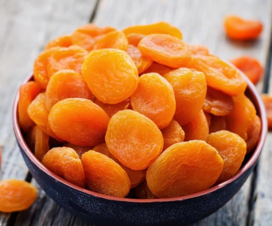 DRIED APRICOTS 